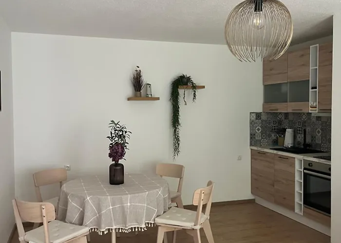 Apartment Modernes Mit Terrasse -